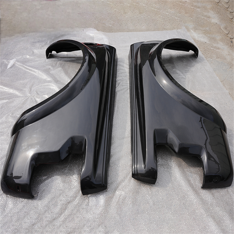 Raptor Wide-Body Carbon Fiber Fender
